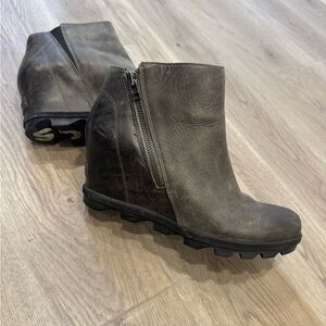 Sorel Dark Gray Joan of Arctic Wedge Ankle Boots